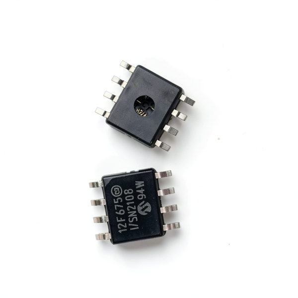 PIC12F675 XYwsh 8‑bit Microcontroller Flash MCU for Engineers-1